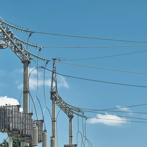 Importancia de Usar Conectores Eléctricos de Calidad en Proyectos de Panamá
